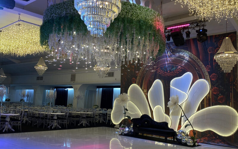 Nişan organizasyonu için Beyazgül salon dekorasyonu